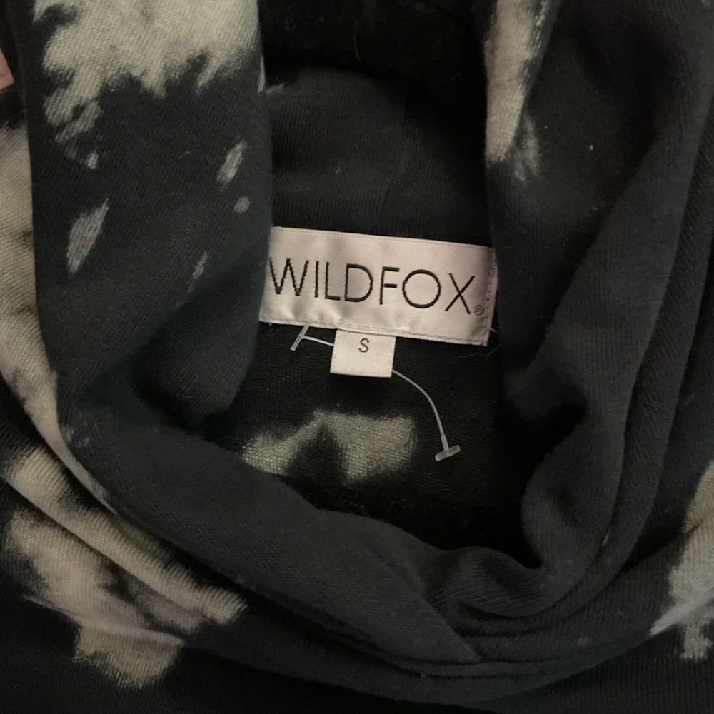 Wildfox Black and White Tie-Dye Hoodie - Picture 2 of 4